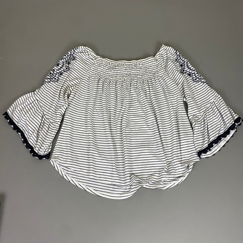 MAURICES Blouse Top Women's Size Large Striped Off Shoulder‎ Smocked Bell Sleeve